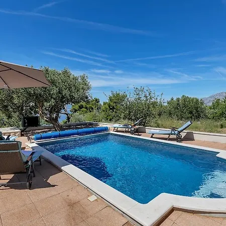 Viktoria With Private Pool By Makarska Exklusiv Apartmán Brela